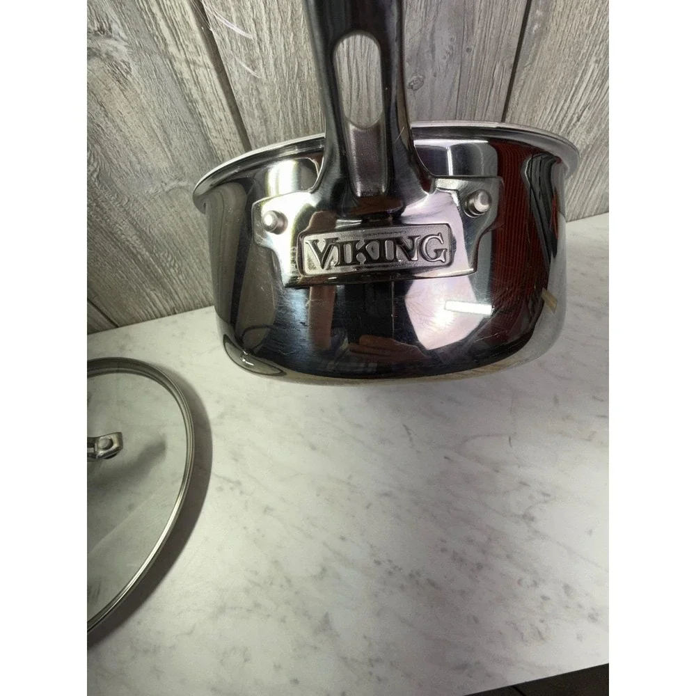 Viking 3-Ply Stainless Steel 2 Quart Saucepan  Glass Lid 40011-0122 Induction
